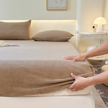 91家纺网 家纺一手货源 找家纺 （总）美梦莱 2024新款保暖高克重牛奶绒床品单品系列-单床笠（支持一件代发）