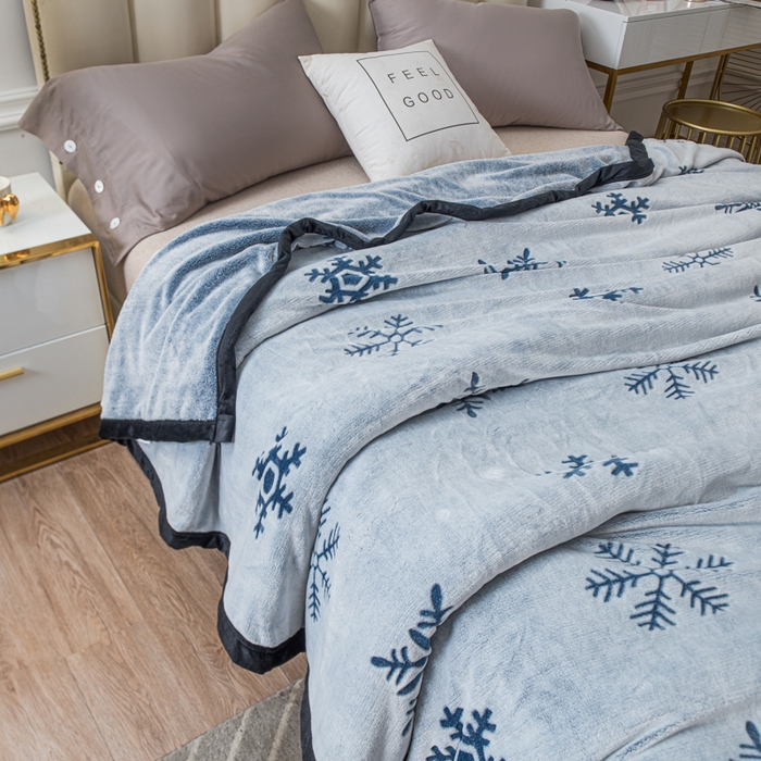 91家纺网 家纺一手货源 找家纺 （总）美梦莱 2022新款法莱绒羊羔绒剪花复合毛毯毯子盖毯（支持一件代发）