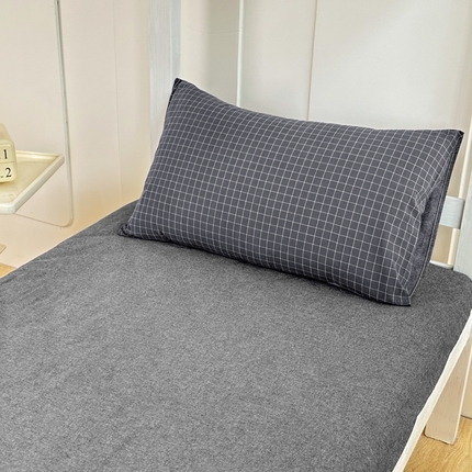 91家纺网 家纺一手货源 找家纺 （总）美梦莱 2023新款A类全棉水洗绵学生宿舍三件套四件套单品-单枕套（支持一件代发）