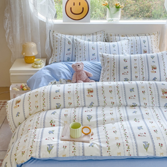 91家纺网 家纺一手货源 找家纺 布可家纺 2025新款水洗棉印花四件套 草莓兔