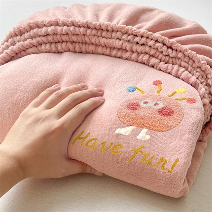 91家纺网 家纺一手货源 找家纺 （总）布卢姆床垫 2025新款A类牛奶绒毛巾绣床笠