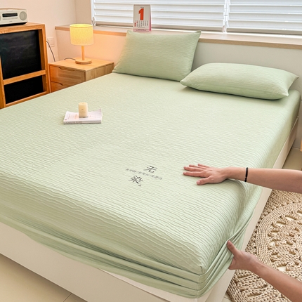 91家纺网 家纺一手货源 找家纺 （总）小萌虎 2024新款A类纯色无染双层纱皱皱棉床笠