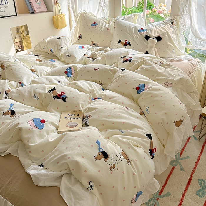 91家纺网 家纺一手货源 找家纺 家贝爱 2024新款南法风花边水洗棉四件套 南法风-腊肠狗