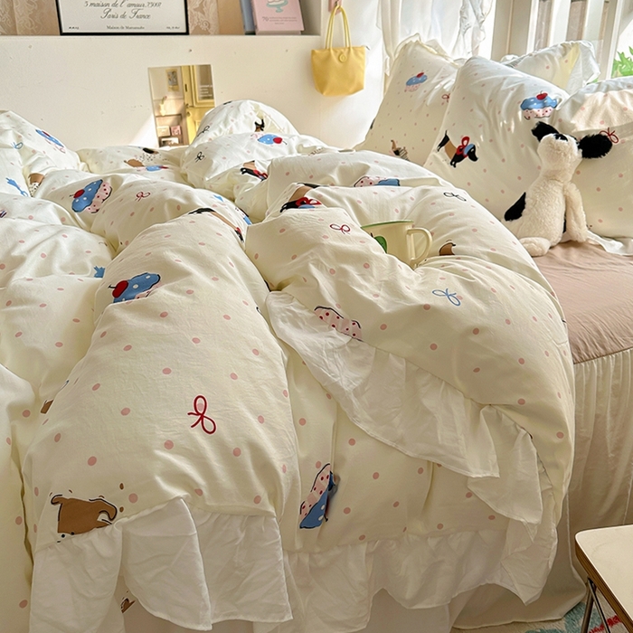 91家纺网 家纺一手货源 找家纺 家贝爱 2024新款南法风花边水洗棉四件套 南法风-腊肠狗