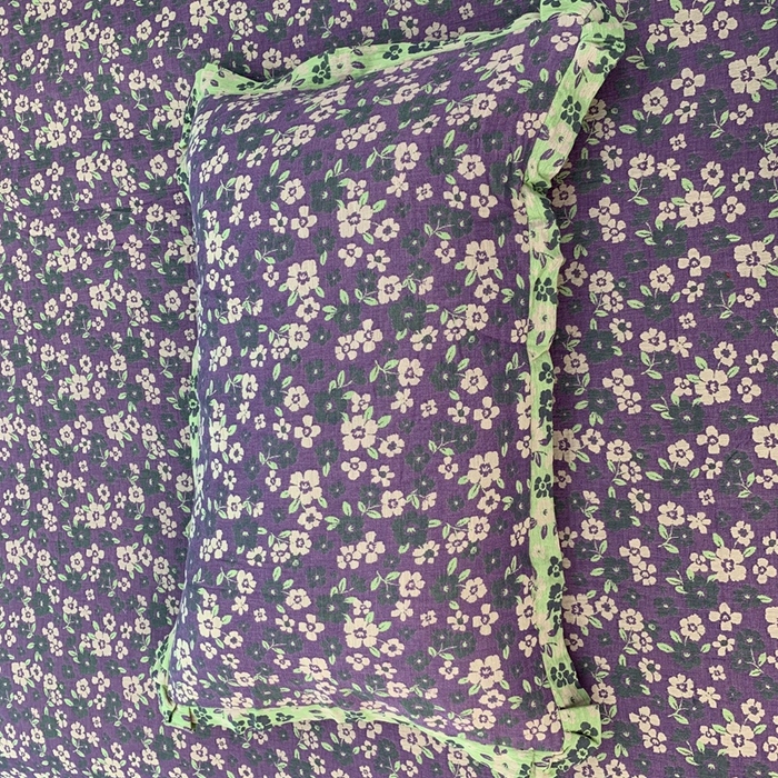 91家纺网 家纺一手货源 找家纺 鲁爱家纺供货 2025新款全棉色织双层纱花边款四件套 花间物语-紫