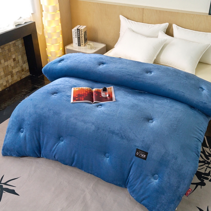 91家纺网 家纺一手货源 找家纺 侨鑫 2024新款A类牛奶绒羽丝棉加厚冬被 被子被芯 星辰蓝