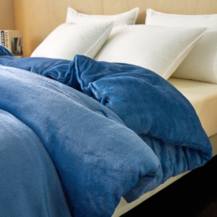 91家纺网 家纺一手货源 找家纺 侨鑫 2024新款A类牛奶绒羽丝棉加厚冬被 被子被芯 星辰蓝