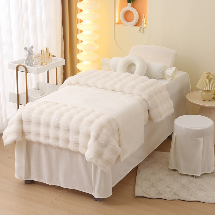 91家纺网 家纺一手货源 找家纺 琪宝阁 2024新款A兔毛绒B面宝宝绒美 容床罩套件-云朵 米白