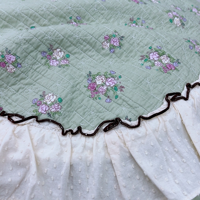 91家纺网 家纺一手货源 找家纺 暖居 2024新款韩系高温砂洗棉花泡泡花边款床盖三件套绗缝加棉防滑床单 栀柔