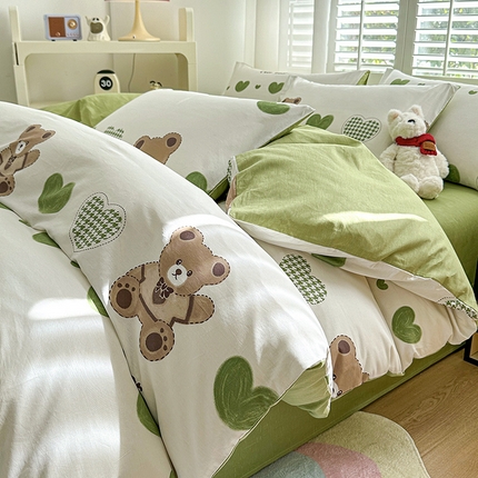 宇彬家纺 2024直播新款13070全棉纯棉印花单双人被套喷气小清新简约热款学生被罩 爱心小熊