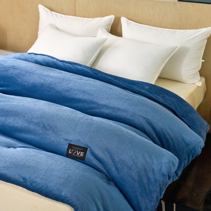 91家纺网 家纺一手货源 找家纺 侨鑫 2024新款A类牛奶绒羽丝棉加厚冬被 被子被芯 星辰蓝