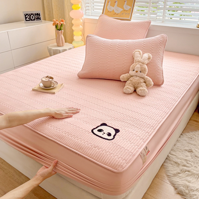 91家纺网 家纺一手货源 找家纺 芬晴家纺 2024新款A类母婴级毛巾绣夹棉床笠-萌猫-大床款 萌猫-豆沙粉