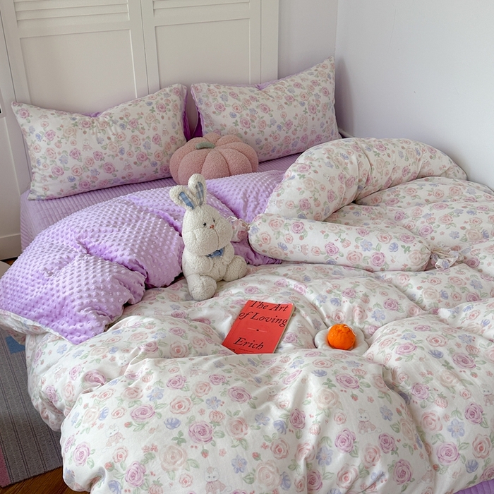 91家纺网 家纺一手货源 找家纺 柚子YOUTH 2024新款全棉双层纱豆豆婴儿绒床盖四件套 花园小猫