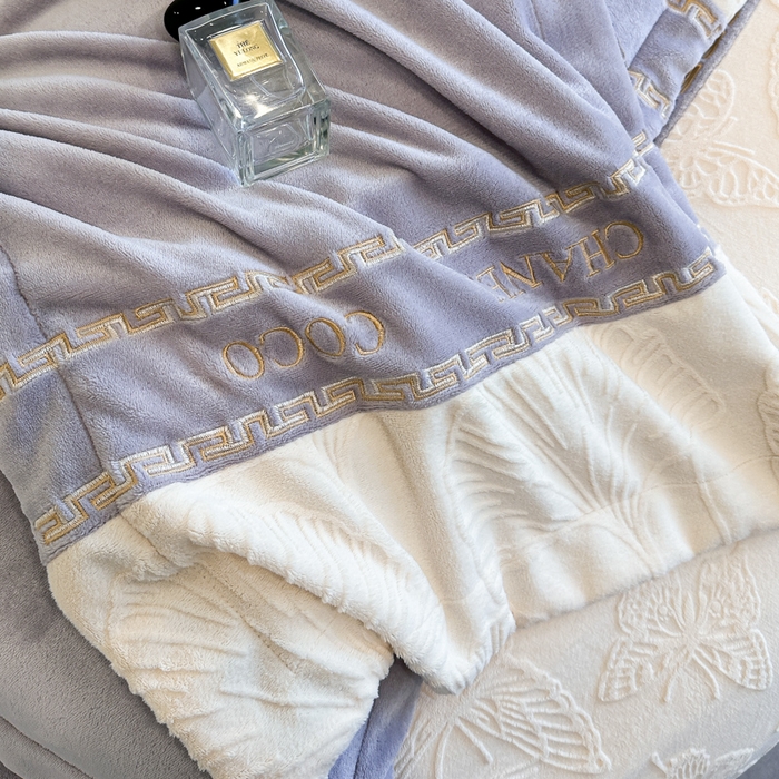 91家纺网 家纺一手货源 找家纺 宅家居 2024新款雕花拼接刺绣全消光A类高克重牛奶绒四件套-蝶之舞系列 蝶之舞-浅紫