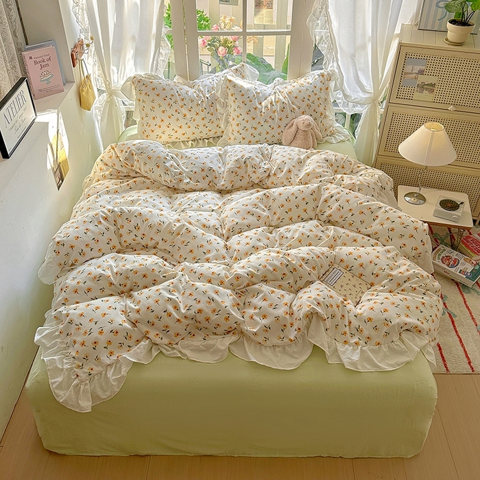 91家纺网 家纺一手货源 找家纺 阿曼达 2024新款ins博主风法式南法风浪漫系列花边款印花水洗m四件套 南法风-恋人黄