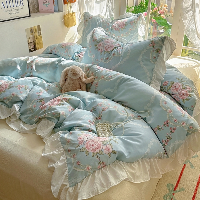 91家纺网 家纺一手货源 找家纺 阿曼达 2024新款ins博主风法式南法风浪漫系列花边款印花水洗m四件套 南法风-繁花