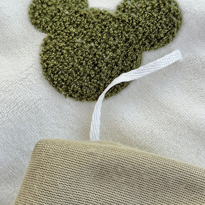 91家纺网 家纺一手货源 找家纺 满羽家纺 2024爆款冬季加厚毛巾绣牛奶绒四件套可爱熊-奶白绿