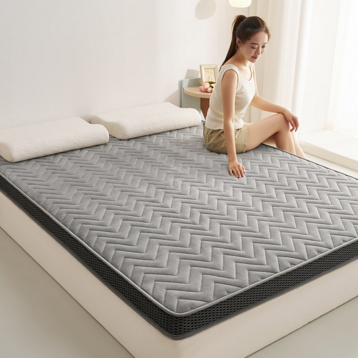 91家纺网 家纺一手货源 找家纺 锦丝钰床垫 2025新款牛奶绒乳胶记忆棉立体床垫 灰