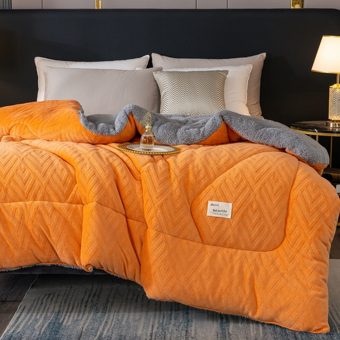 91家纺网 家纺一手货源 找家纺 蓝冰家纺 2024新款雕花绒冬被被子被芯 橙灰色