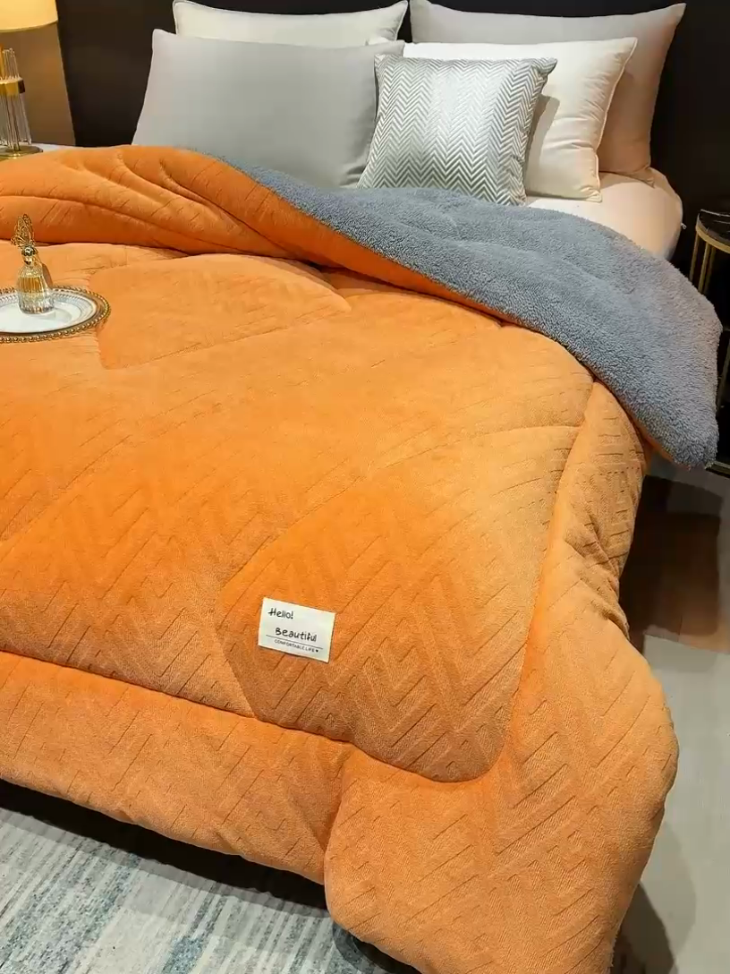 91家纺网 家纺一手货源 找家纺 蓝冰家纺 2024新款雕花绒冬被被子被芯 橙灰色