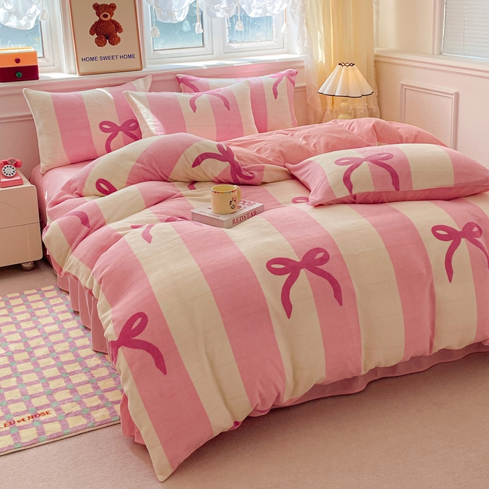 91家纺网 家纺一手货源 找家纺 斯卡诺家纺 2024新款小清新双面牛奶绒印花四件套 蝶舞粉