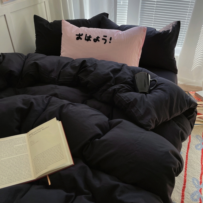 91家纺网 家纺一手货源 找家纺 阿曼达 2024最新款奶fufu-ins博主风纯色、混搭、双色软软糯糯亲肤透气水洗m四件套（软糯舒适，非市场普通面料！！！）水洗m-酷黑