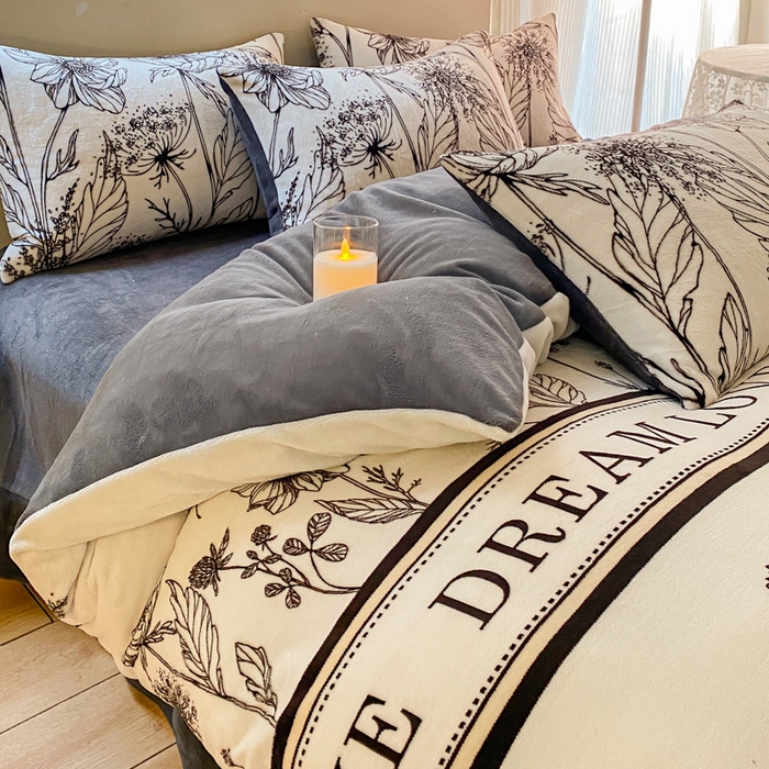 91家纺网 家纺一手货源 找家纺 斯卡诺家纺 2025新款小清新双面牛奶绒印花四件套 荷花