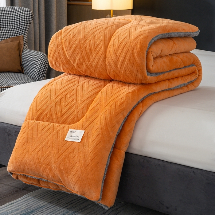 91家纺网 家纺一手货源 找家纺 蓝冰家纺 2024新款雕花绒冬被被子被芯 橙灰色