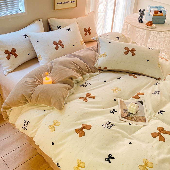 91家纺网 家纺一手货源 找家纺 斯卡诺家纺 2024新款小清新双面牛奶绒印花四件套 蝴蝶结