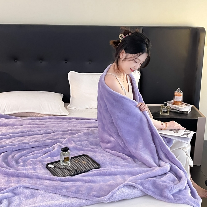 91家纺网 家纺一手货源 找家纺 一帆毯业 免费压缩抽空 300克 仿兔毛泡泡绒高克重法莱绒牛奶绒珊瑚绒兔兔卷边毛毯（外贸跨境供货） 香芋紫