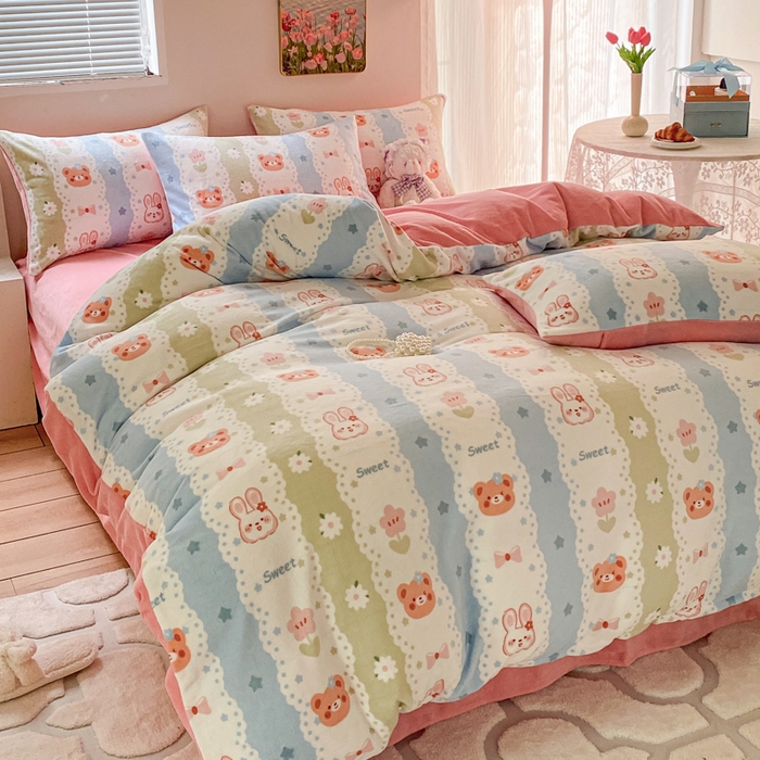 91家纺网 家纺一手货源 找家纺 斯卡诺家纺 2025新款小清新双面牛奶绒印花四件套 动物乐园