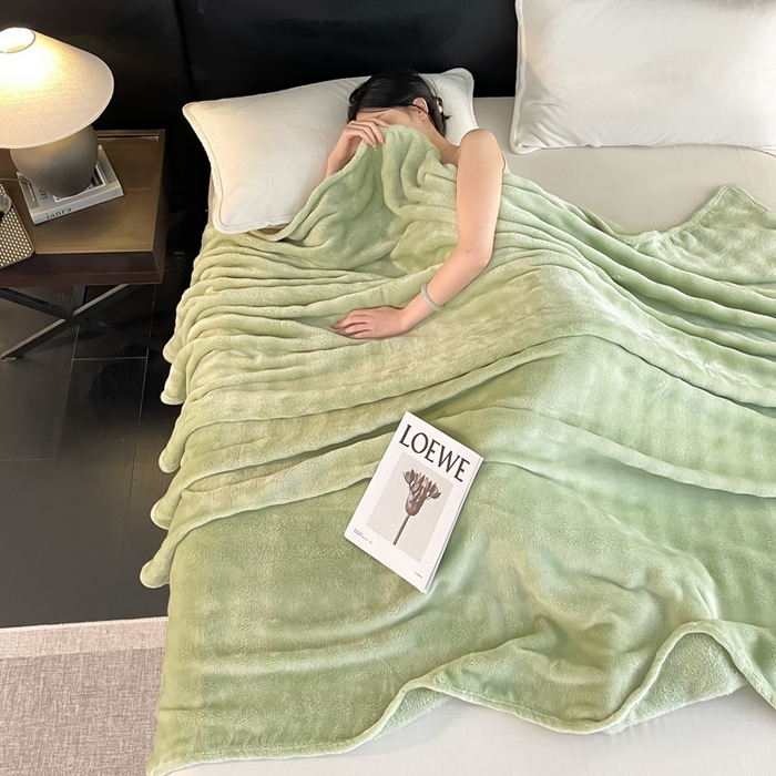 91家纺网 家纺一手货源 找家纺 一帆毯业 免费压缩抽空 300克 仿兔毛泡泡绒高克重法莱绒牛奶绒珊瑚绒兔兔卷边毛毯（外贸跨境供货） 果绿