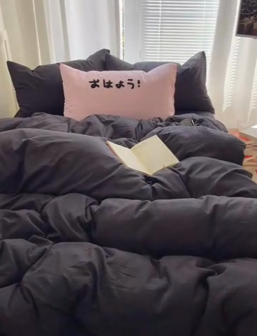 91家纺网 家纺一手货源 找家纺 阿曼达 2024最新款奶fufu-ins博主风纯色、混搭、双色软软糯糯亲肤透气水洗m四件套（软糯舒适，非市场普通面料！！！）水洗m-酷黑