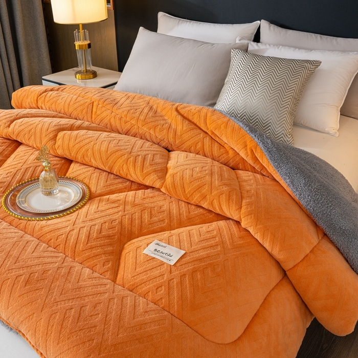 91家纺网 家纺一手货源 找家纺 蓝冰家纺 2024新款雕花绒冬被被子被芯 橙灰色