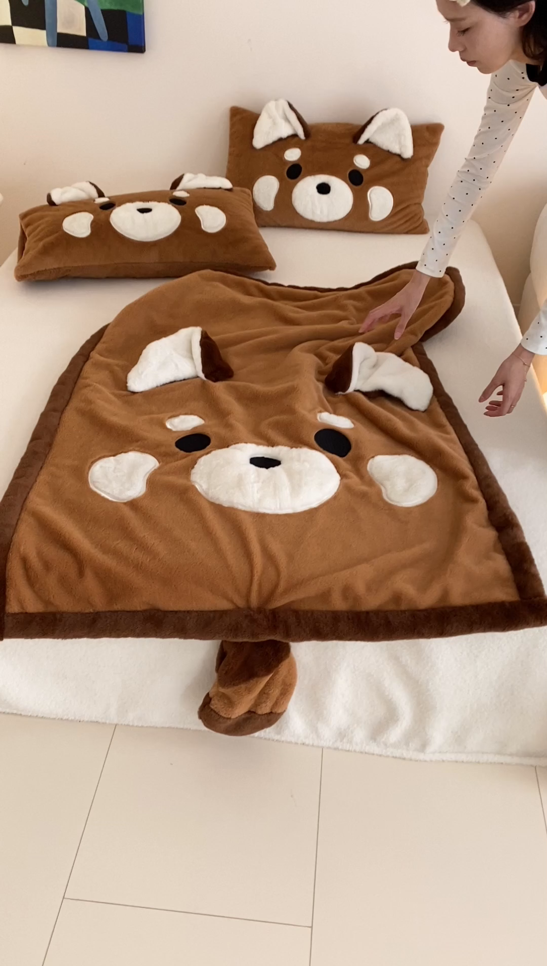 91家纺网 家纺一手货源 找家纺 黛舒家居 2024新款三利欧贴布绣花毛毯浣熊