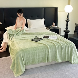 91家纺网 家纺一手货源 找家纺 一帆毯业 免费压缩抽空 300克 仿兔毛泡泡绒高克重法莱绒牛奶绒珊瑚绒兔兔卷边毛毯（外贸跨境供货） 果绿,泡泡-果绿