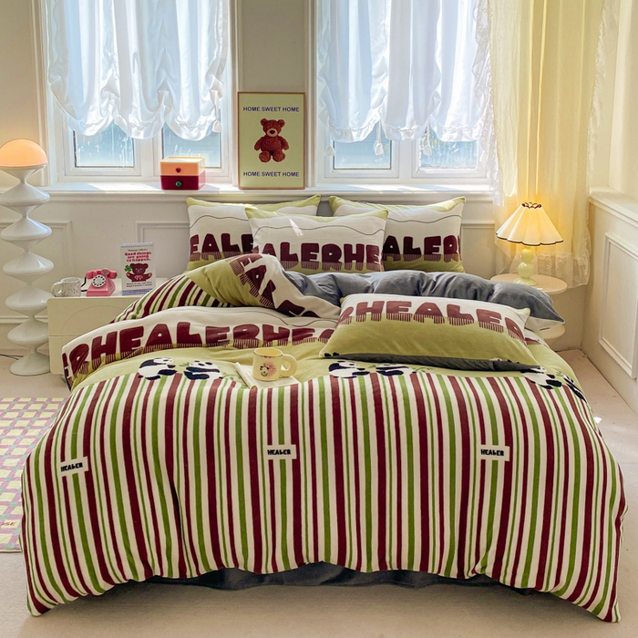 91家纺网 家纺一手货源 找家纺 斯卡诺家纺 2025新款小清新双面牛奶绒印花四件套 熊猫乐园