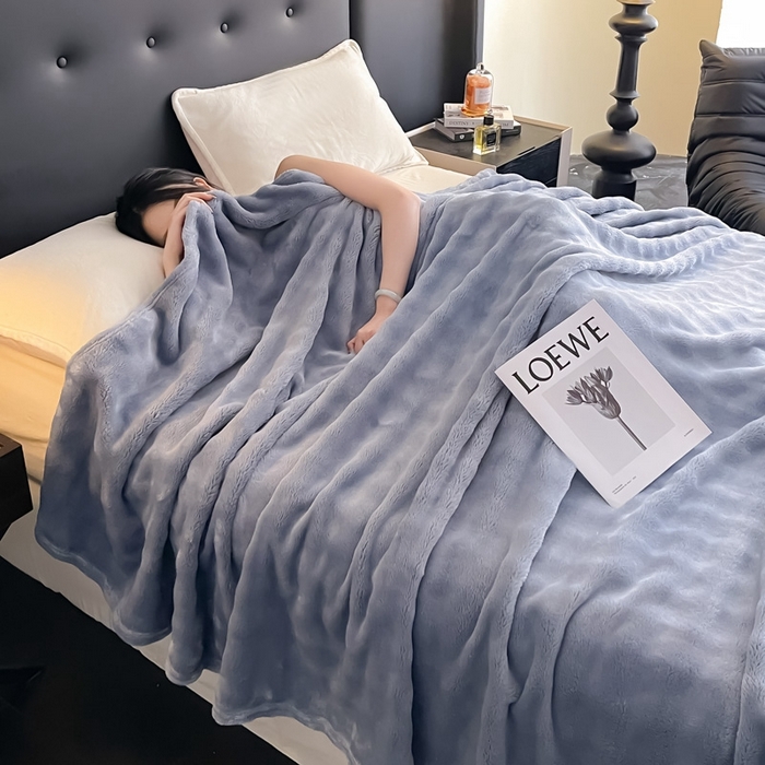 91家纺网 家纺一手货源 找家纺 一帆毯业 免费压缩抽空 300克 仿兔毛泡泡绒高克重法莱绒牛奶绒珊瑚绒兔兔卷边毛毯（外贸跨境供货） 浅灰