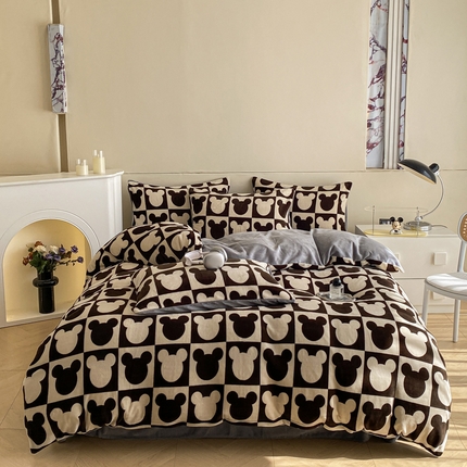 91家纺网 家纺一手货源 找家纺 （总）斯卡诺家纺 2025新款小清新双面牛奶绒印花四件套