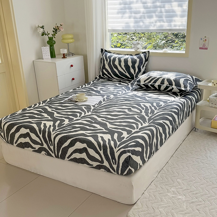 91家纺网 家纺一手货源 找家纺 梵巢家纺 芦荟棉床笠单床笠，外贸跨境单床笠磨毛床笠印花床笠床笠三件套斑马纹