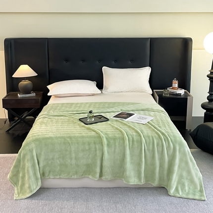 91家纺网 家纺一手货源 找家纺 一帆毯业 免费压缩抽空 300克 仿兔毛泡泡绒高克重法莱绒牛奶绒珊瑚绒兔兔卷边毛毯（外贸跨境供货） 果绿