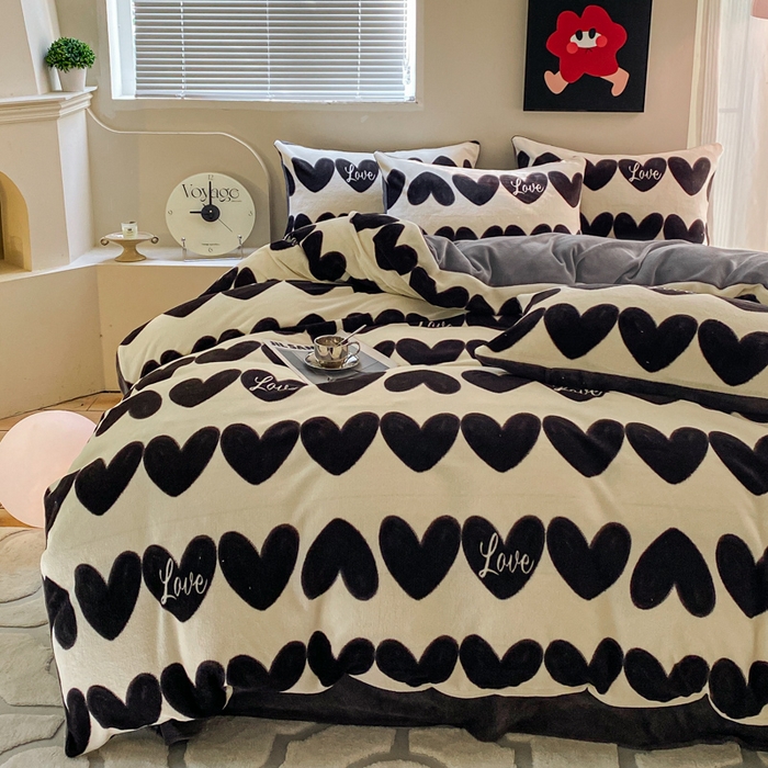 91家纺网 家纺一手货源 找家纺 斯卡诺家纺 2025新款小清新双面牛奶绒印花四件套 喜欢你