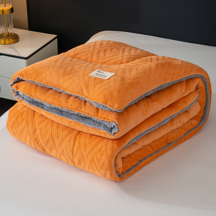 91家纺网 家纺一手货源 找家纺 蓝冰家纺 2024新款雕花绒冬被被子被芯 橙灰色
