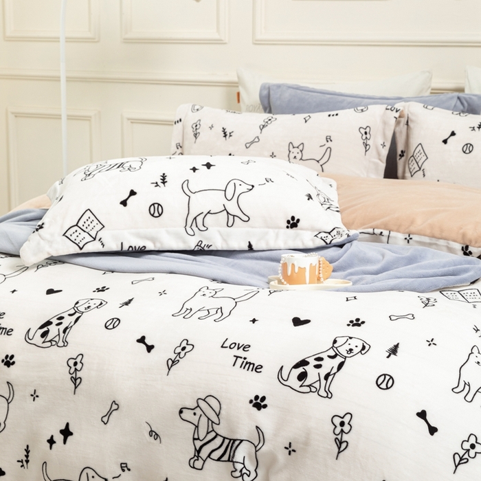 91家纺网 家纺一手货源 找家纺 宜家坊 2024新款加厚保暖印花牛奶绒四件套 休闲狗狗