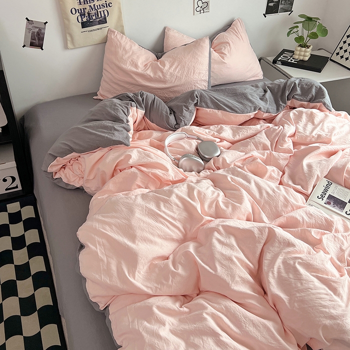 91家纺网 家纺一手货源 找家纺 优佳优品 2024新款ins风超柔褶皱亲肤磨毛水洗棉四件套 浅粉灰