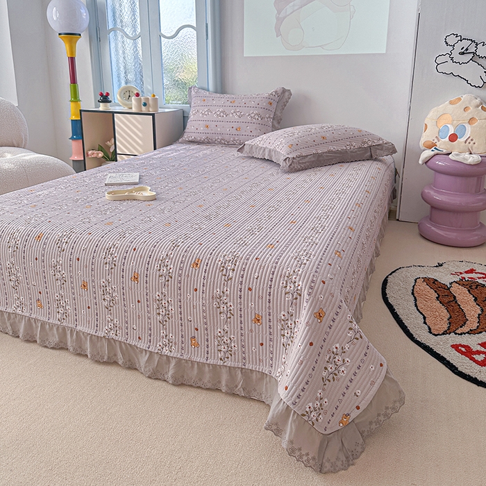 91家纺网 家纺一手货源 找家纺 源舜 2025新款云感皱皱纱法式床盖三件套 欧尼熊