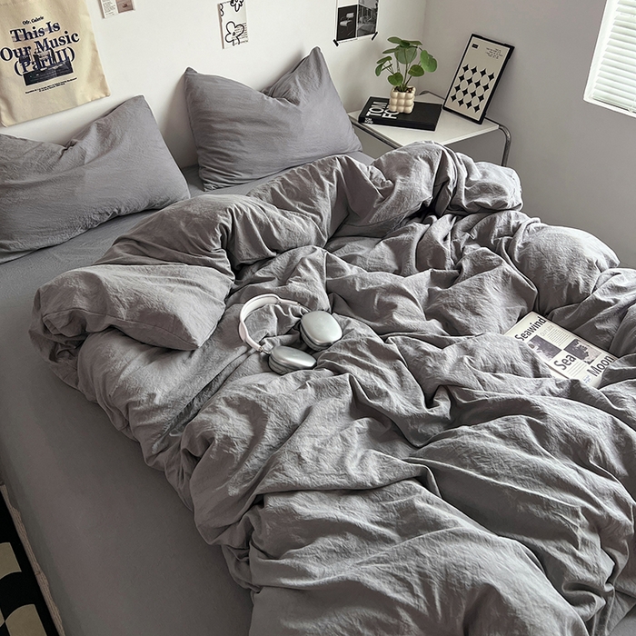 91家纺网 家纺一手货源 找家纺 优佳优品 2024新款ins风超柔褶皱亲肤磨毛水洗棉四件套 流光灰