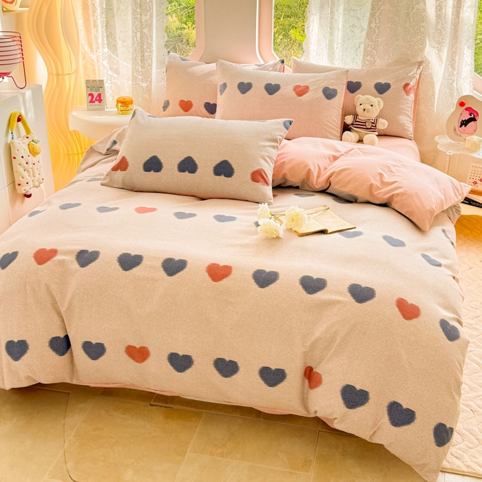 91家纺网 家纺一手货源 找家纺 千朵 2024新款全棉磨毛印花四件套 心欢喜