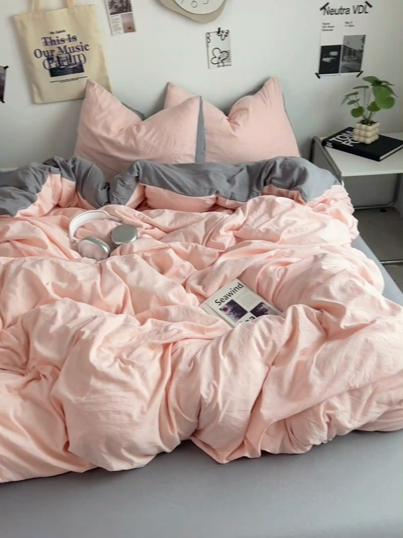 91家纺网 家纺一手货源 找家纺 优佳优品 2024新款ins风超柔褶皱亲肤磨毛水洗棉四件套 浅粉灰