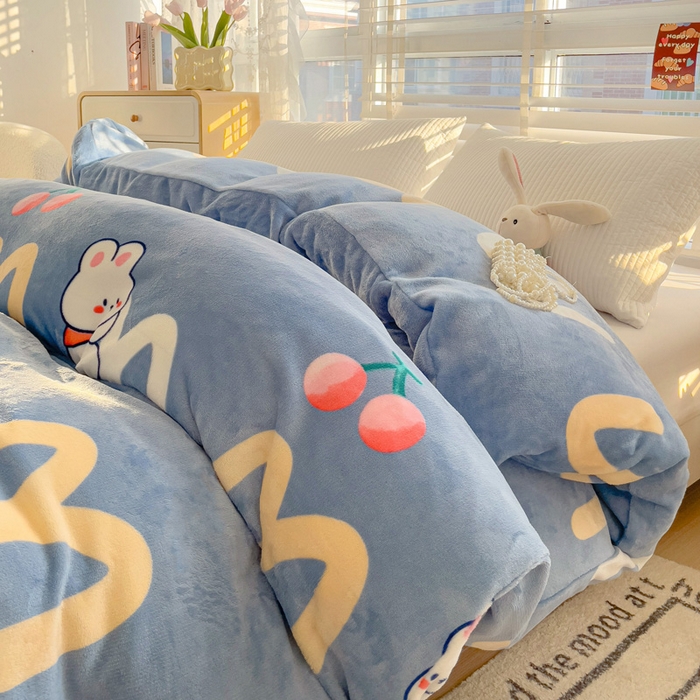 91家纺网 家纺一手货源 找家纺 雅萱家纺 2024新款牛奶绒单被套 被套-樱桃小兔